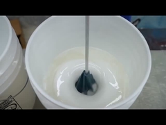 Transformación de mesas con brillo epoxi