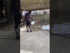 Revestimiento de escamas epoxi: añade color y textura a los pisos