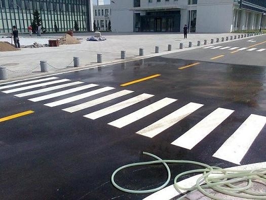 Pintura de marcado de carretera a base de disolvente líquido Buena adhesión Un componente